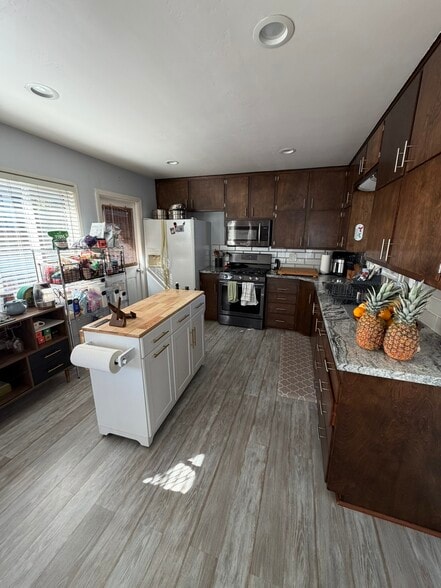 Building Photo - 3053 Greyling Dr
