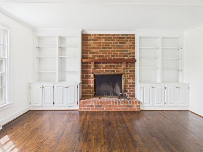 Building Photo - 1602 Harborough Rd