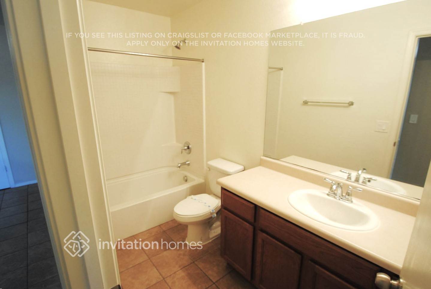 Building Photo - 2027 S 99th Ln