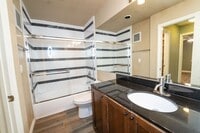 Building Photo - 3550 Lebon Dr