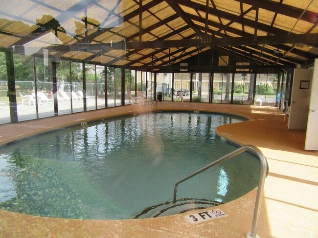 Building Photo - 1095 Plantation Dr