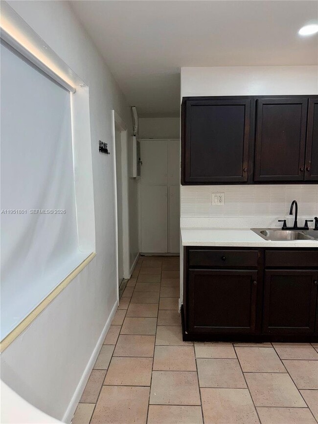 Building Photo - 9810 SW 165th Terrace