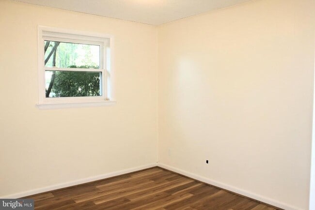 Building Photo - 6416 Albemarle St