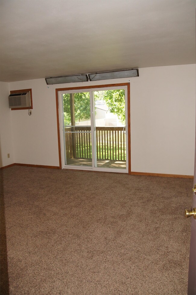 Building Photo - 508 Deforest St