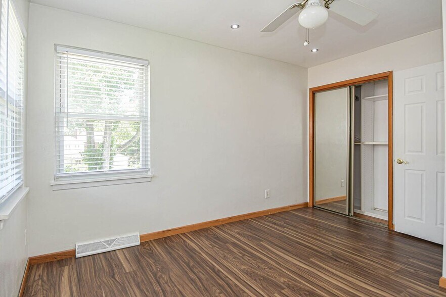 Building Photo - 9310 Radio Dr