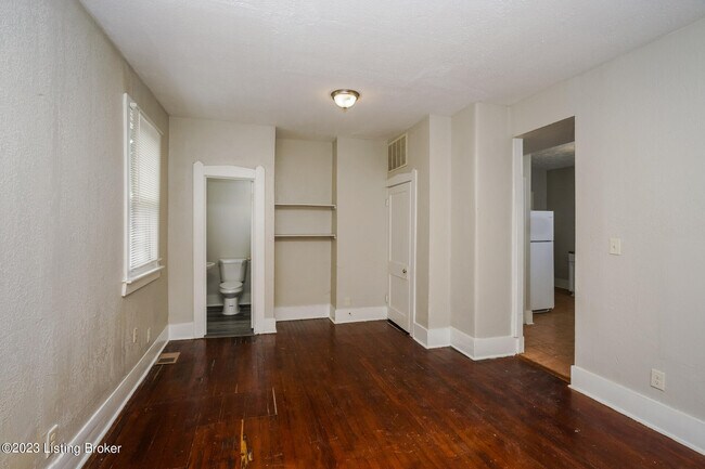 Building Photo - 1700 Bolling Ave