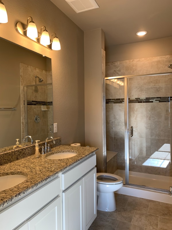 Building Photo - 3021 Upland Dr