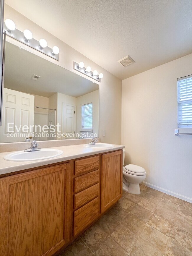 Building Photo - 5849 Turnstone Pl