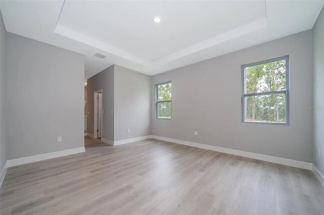 Building Photo - 5574 SW 128th Pl
