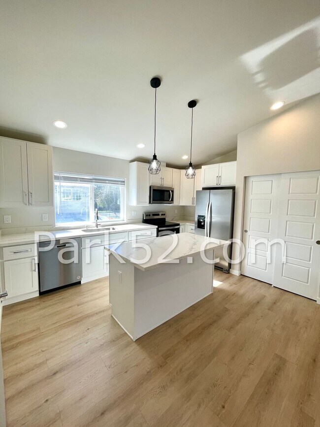 Building Photo - 2 Bedroom ADU Unit in Tacoma