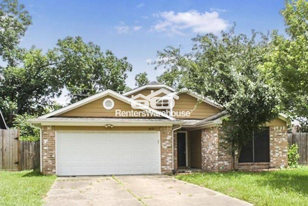 Building Photo - 3835 Brookwind Dr