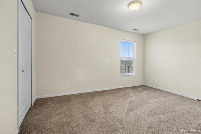 Building Photo - 20006 Hidden Oaks Dr