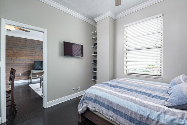 Building Photo - 2109 Bayshore Blvd