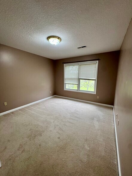Building Photo - 3054 Cherrywood Dr