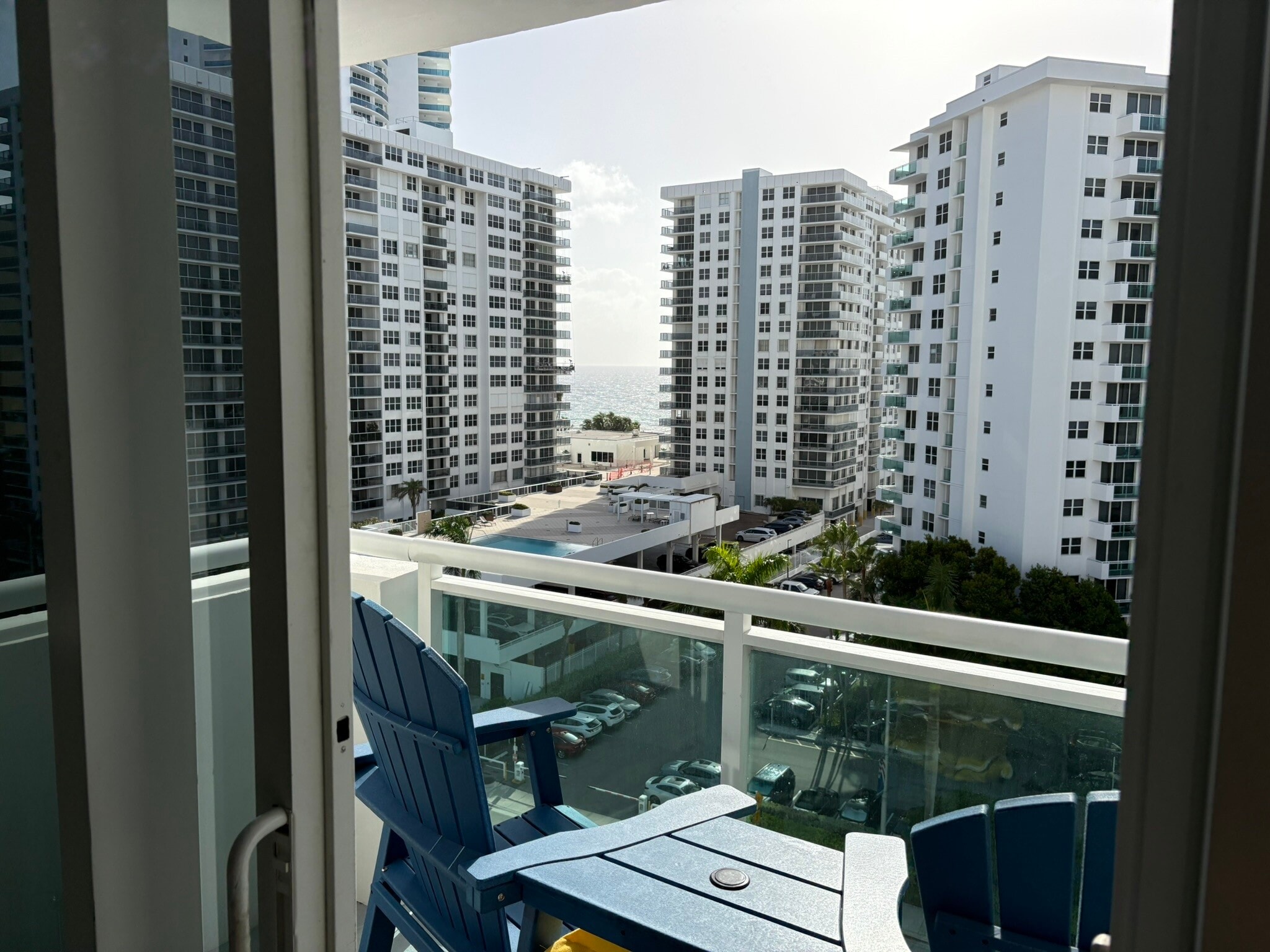 Building Photo - 3000 S Ocean Dr