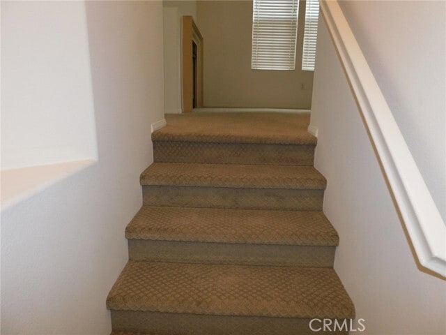 Building Photo - 147 Tall Oak