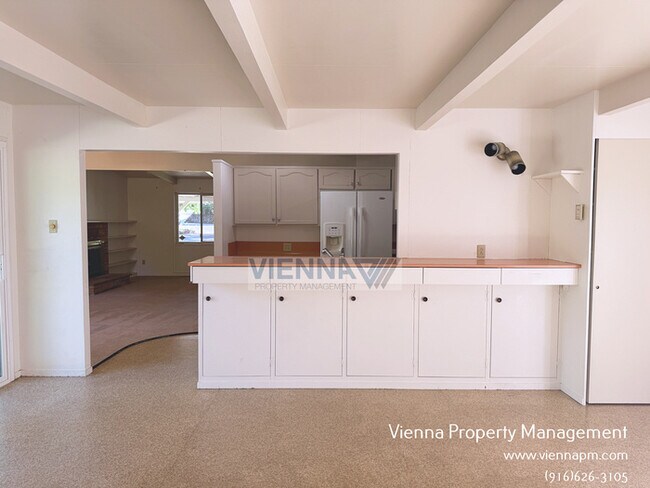 Building Photo - 120 Cul De Sac
