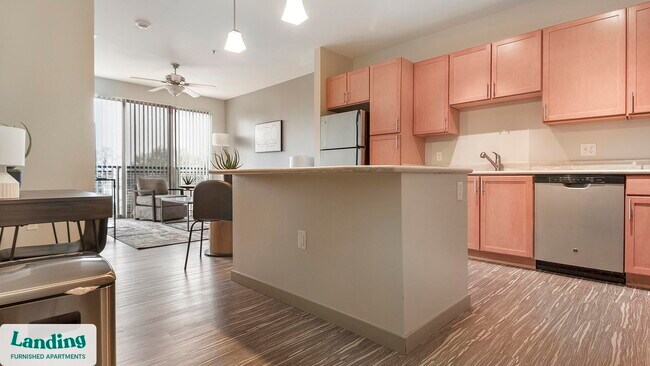 Building Photo - 5800 Highlands Plaza Dr