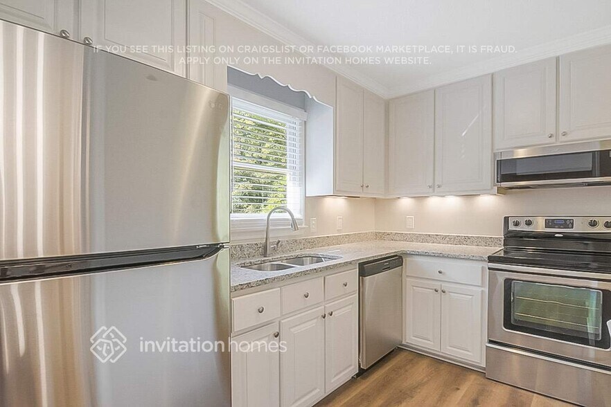 Building Photo - 4216 Willowdale Ct