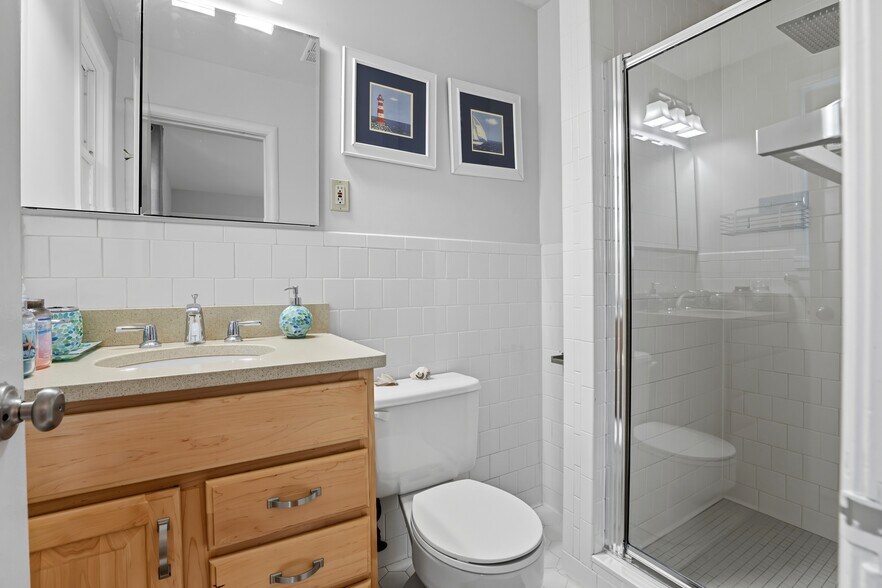 Building Photo - 9418 Balfour Dr