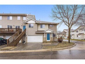 Building Photo - 14975 Pinto Ln