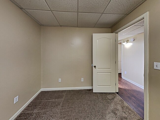 Building Photo - 202 Westchester Dr