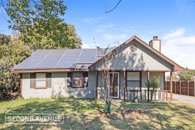 Building Photo - 622 Martingale Trail