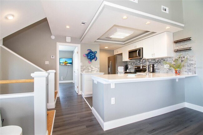 Building Photo - 2631 St Joseph Dr W