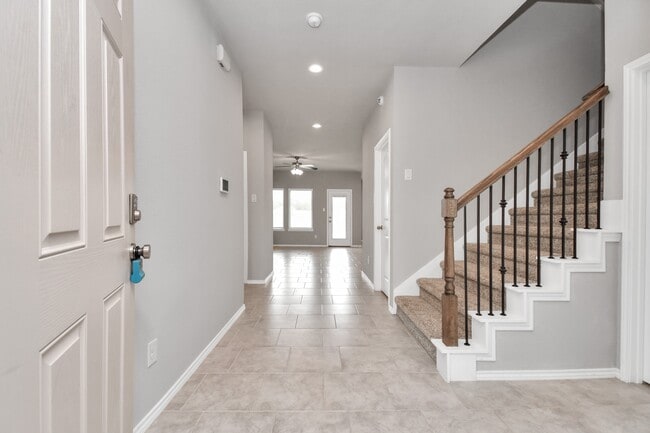 Building Photo - 13967 Leigh Lake Ln