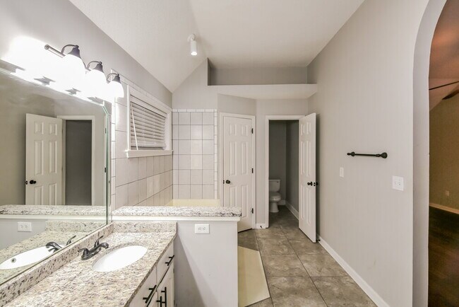 Building Photo - 5395 Philgrove Way