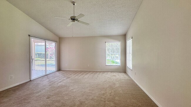 Building Photo - 7468 Aprelle Dr