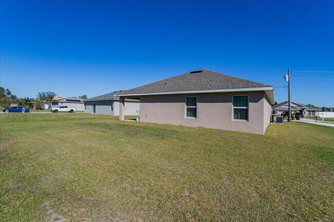 Building Photo - 644 Hudson Valley Dr