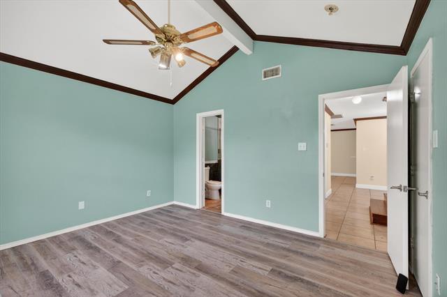 Building Photo - 10320 Carolina Oaks Dr