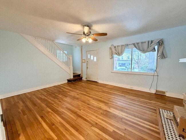 Building Photo - 1612 Oak Grove St