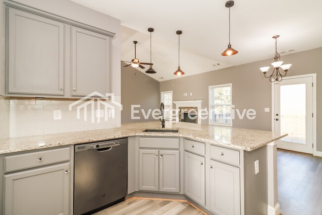 Building Photo - 39 Little Crk Mnr Ct