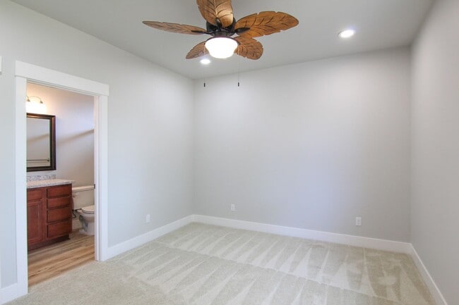 Building Photo - Newly Constructed 3 Bedroom Home!