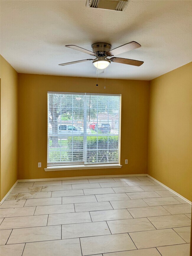 Building Photo - 5111 Caymus Dr