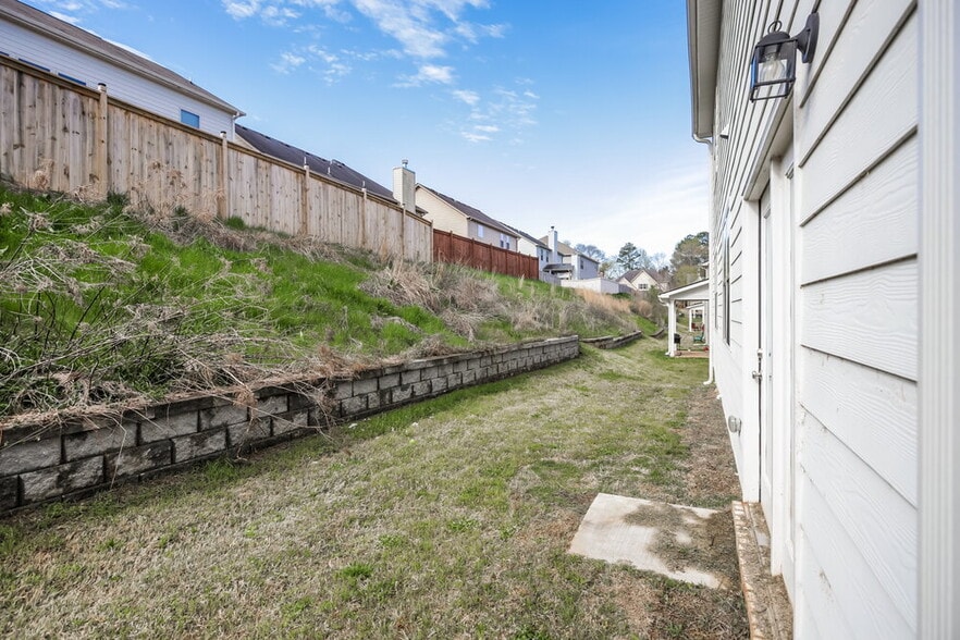 Building Photo - 520 Overo Dr