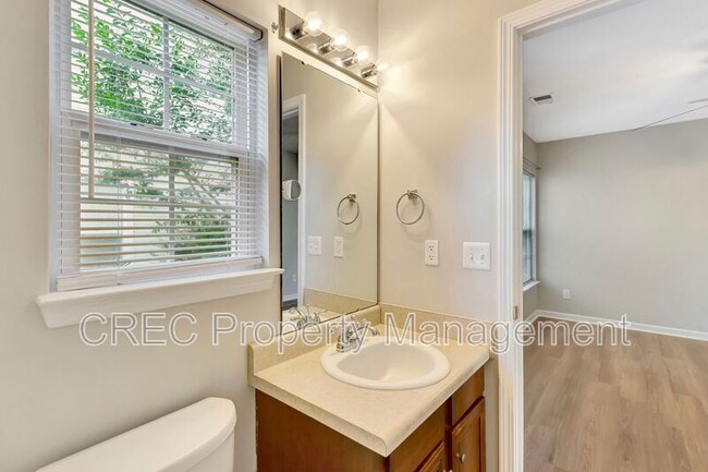 Building Photo - 221 Chemistry Cir