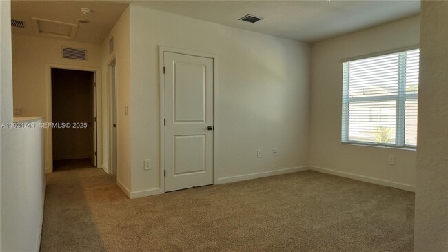 Building Photo - 12913 SW 265th Ter