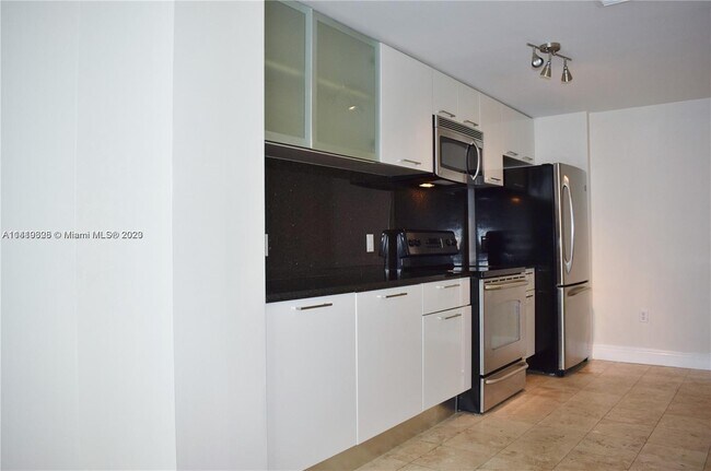 Building Photo - 3339 Virginia St