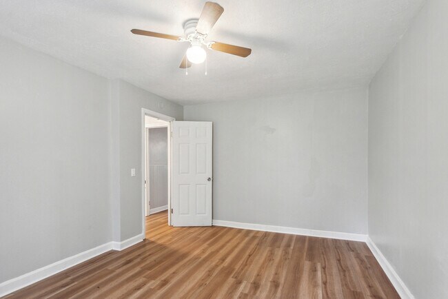 Building Photo - 2550 Farmer Rd NW