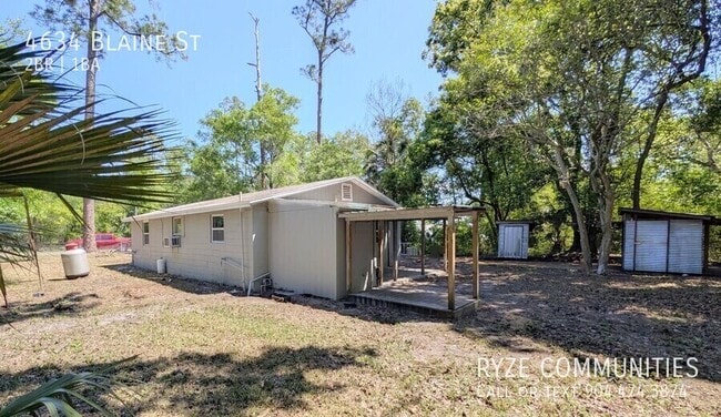 Building Photo - 4634 Blaine St