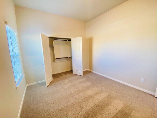 Building Photo - 5205 Leaning Tree