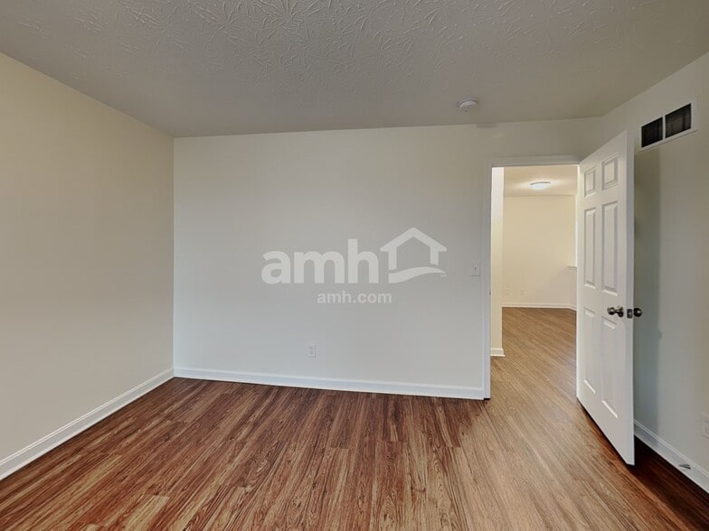 Building Photo - 9302 Hardwicke Ln