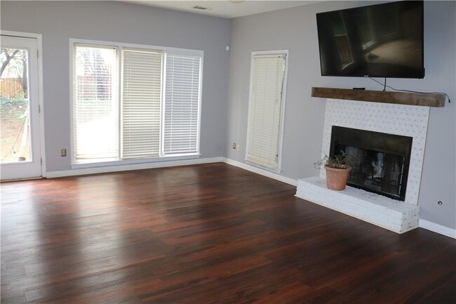 Building Photo - 1251 Green Oak Cir NW