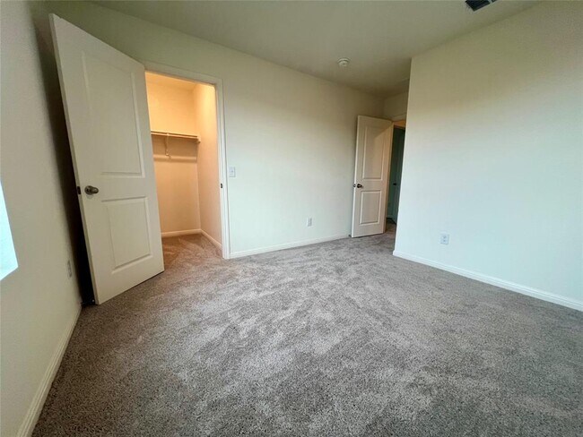Building Photo - 509 Lagoon Dr