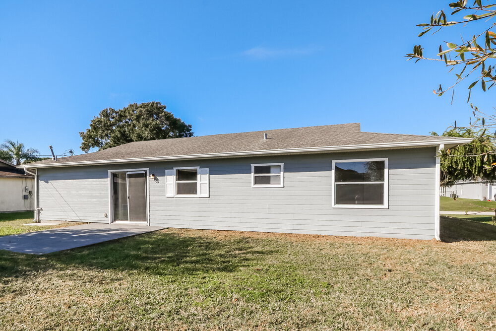 Building Photo - 4673 SW Monaco St