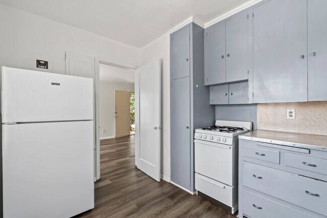 Building Photo - Peaceful Studio Apartment Near the Utah Capitol & Downtown Salt Lake City