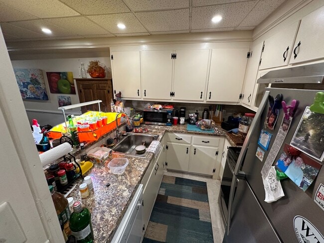 Building Photo - 256 Radcliffe St